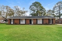 Building Photo - 553 E Moye Dr