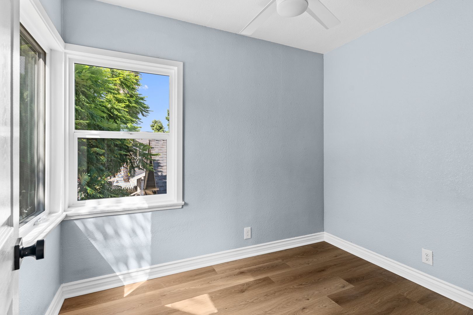 Building Photo - 526 Lime Ave