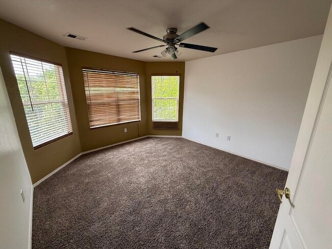Building Photo - 3245 Hunters Meadows Cir NE