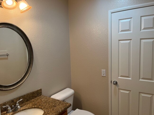 Building Photo - 32855 Abana Ct
