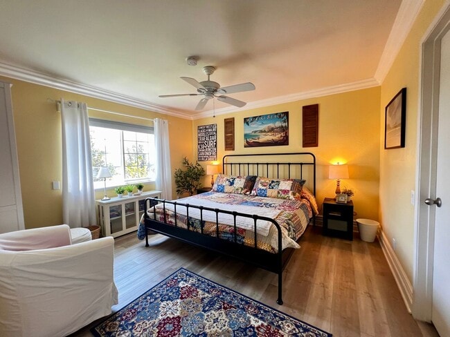 Building Photo - Beautiful 4 bedroom 2 bath House, with man...