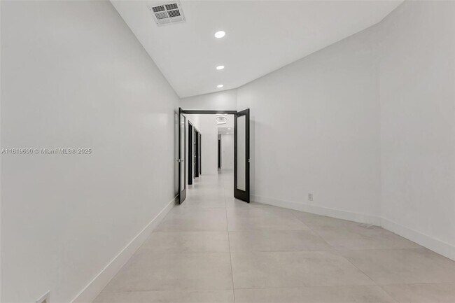 Building Photo - 8360 NW 51st Ct