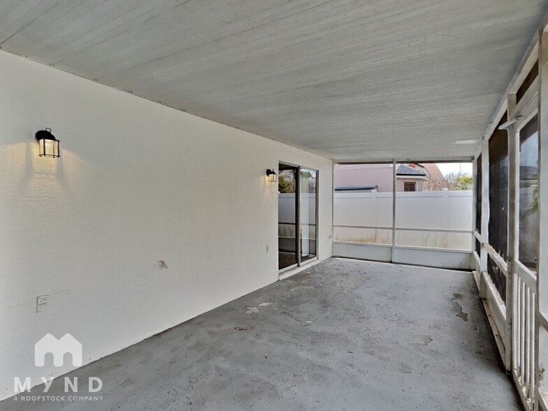 Building Photo - 12137 Pilot Ct