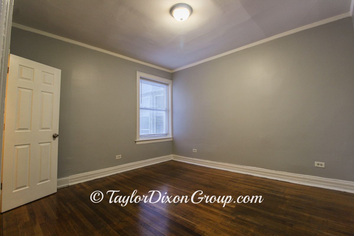 Building Photo - 6611 S Greenwood Ave