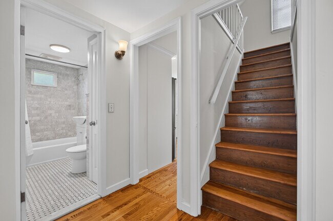 Building Photo - 47 Clearview Ave
