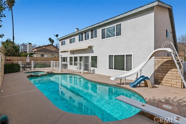 Building Photo - 23850 Vía Jacara