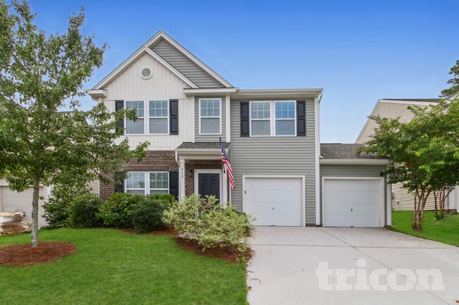 Building Photo - 513 Soaring St