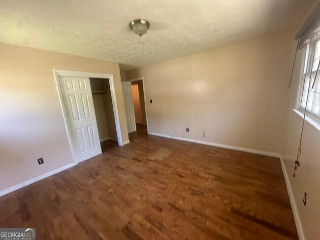 Building Photo - 6859 Mystic Ln