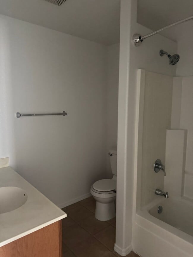 Building Photo - 2505 Nimbus Ct