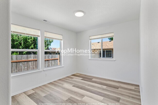 Building Photo - Brand New Home in Salem – 3BR with Central...