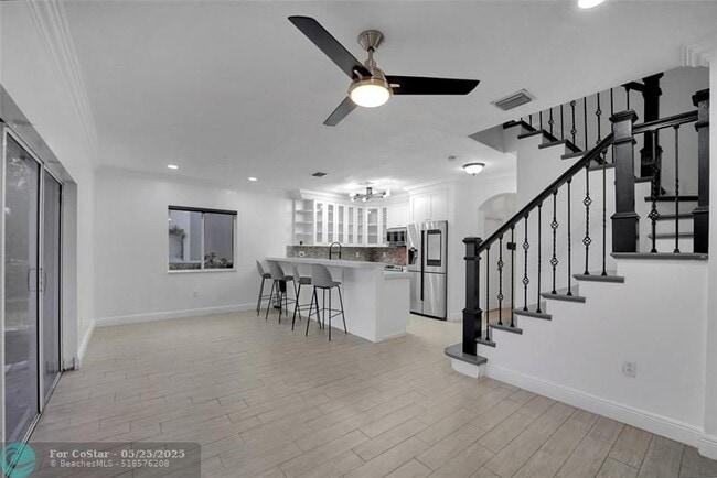 Building Photo - 12925 SW 28th Ct