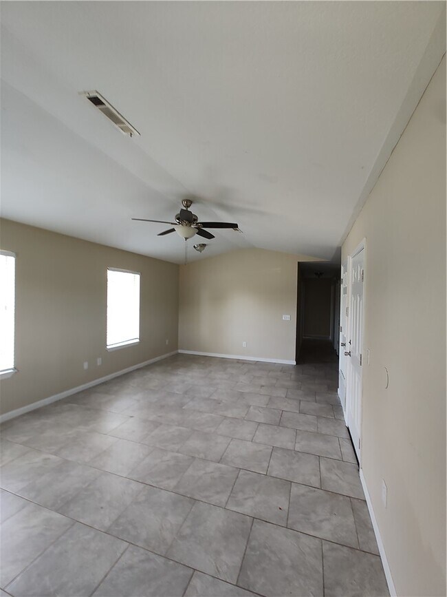 Building Photo - 4096 Delmon Ln