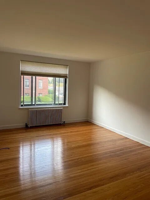 Building Photo - 8 Ashland St