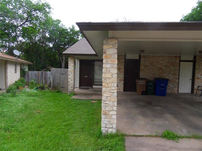 Primary Photo - 811 Sirocco Dr