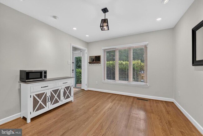 Building Photo - 2031 Sarazen Pl