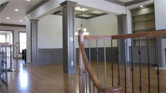 Building Photo - 6556 Bennington Bluff Ct