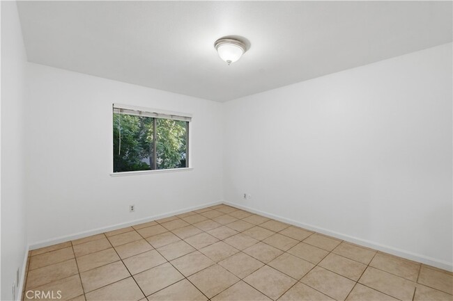 Building Photo - 1250 S Brookhurst St