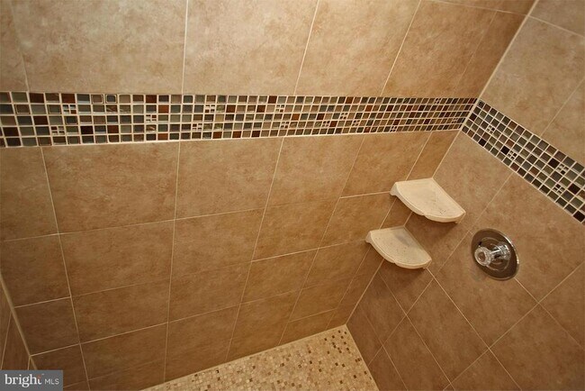 Building Photo - 9614 Tinsmith Ln
