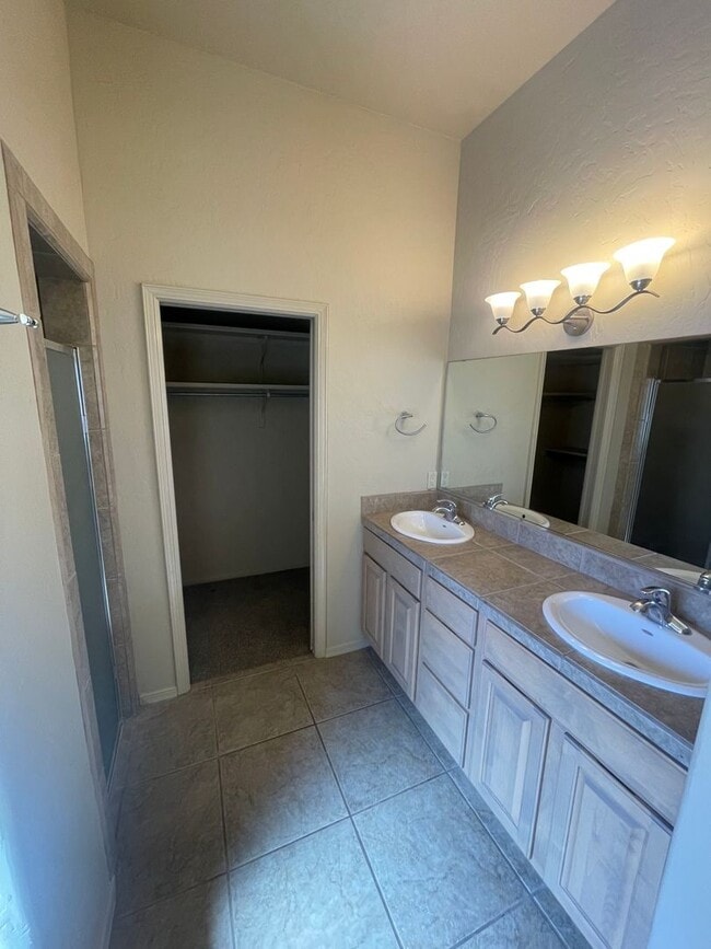 Building Photo - Beautiful 3 Bedroom Home in Sonoma Ranch