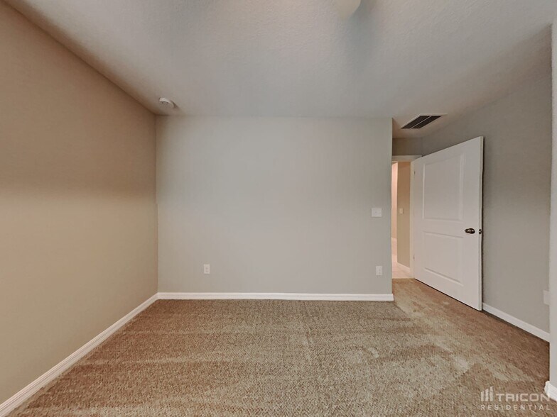 Building Photo - 4128 Salt Springs Ln