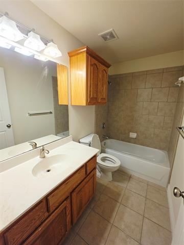 Building Photo - 4231 Towne Lake Ct