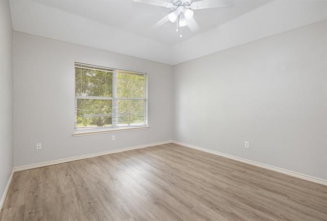 Building Photo - 2809 Ventanna Dr