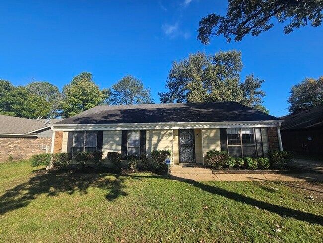 Primary Photo - 3943 Silverleaf Rd