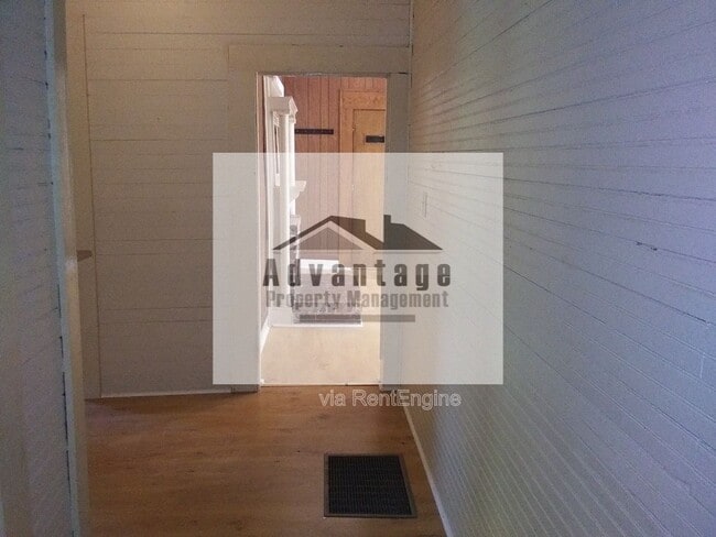 Building Photo - 178 Fayette Ave