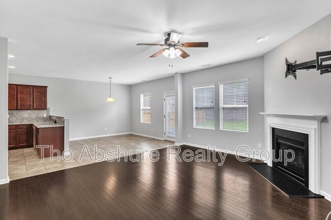 Building Photo - 3817 Althorp Drive