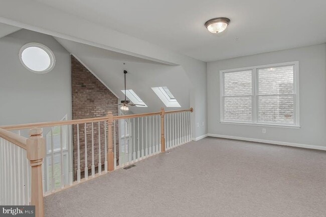 Building Photo - 20421 Kings Crest Blvd