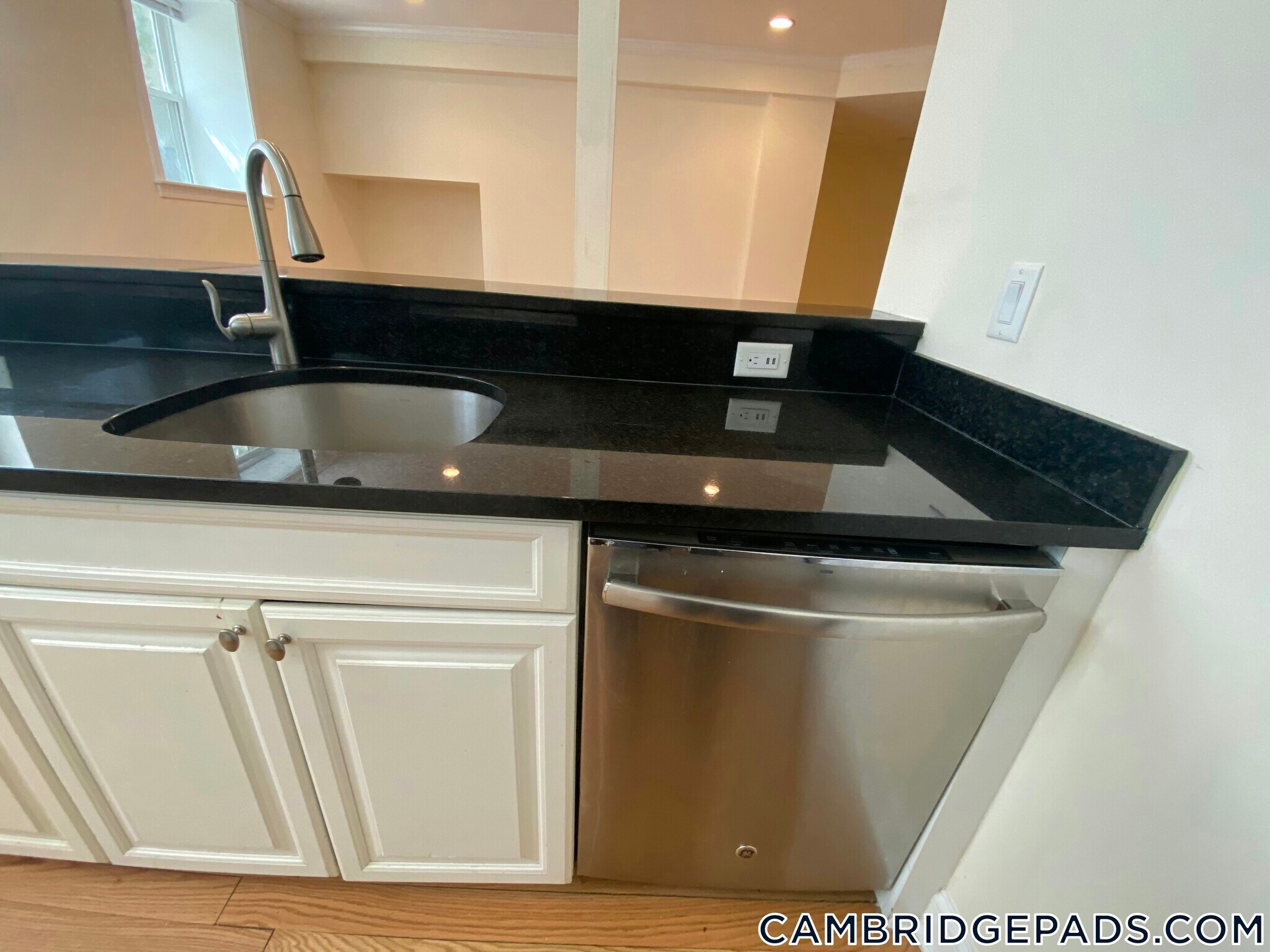 Building Photo - 1 Chauncy St