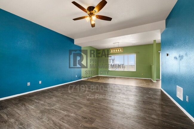Building Photo - 947 E Kirkwood Dr
