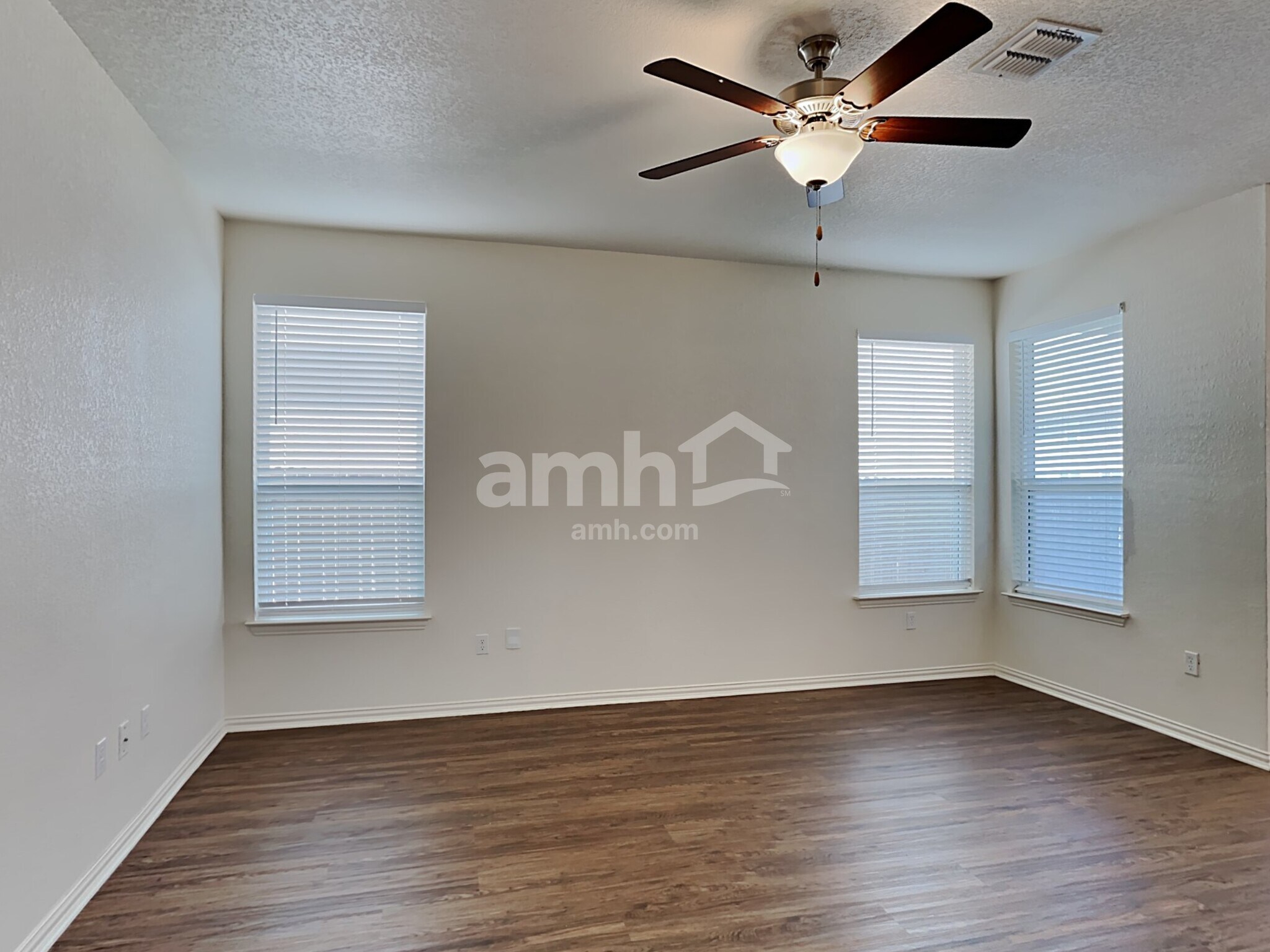 Building Photo - 2724 Geronimo Crk