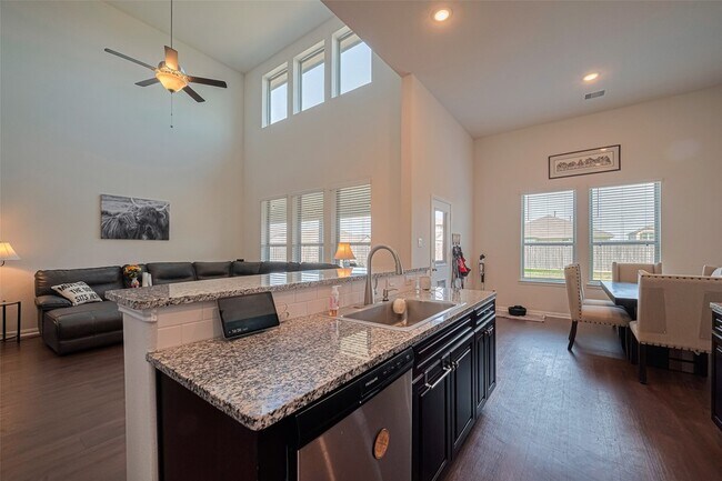 Building Photo - 308 Morning Dove Trl