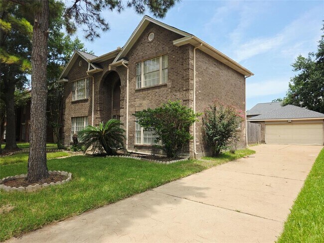 Building Photo - 10306 Jockey Club Dr