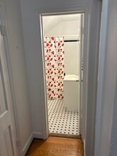 Building Photo - 22 Kentbury Way