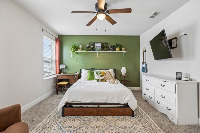 Building Photo - Beautifully maintained and now available as a rental for the very first time!