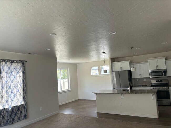 Building Photo - Beautiful Meridian Home in Growing Community Near Parks & Shopping