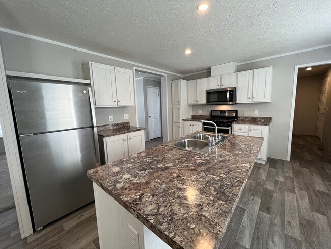 Building Photo - 203 Birch