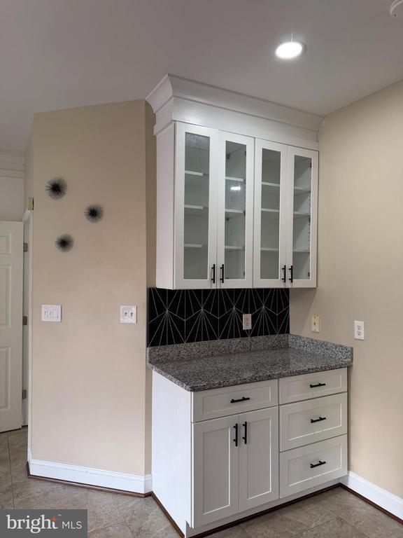 Building Photo - 13580 Den Hollow Ct