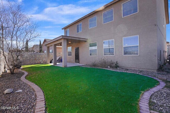 Building Photo - 13157 Lost Willow