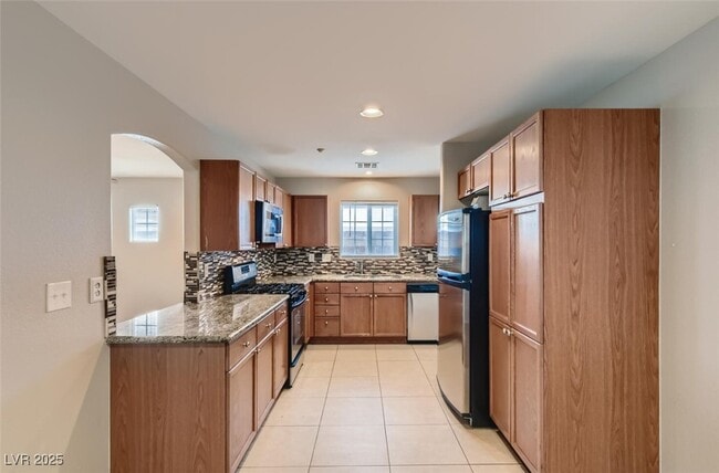 Building Photo - 7404 Bewitching Ct