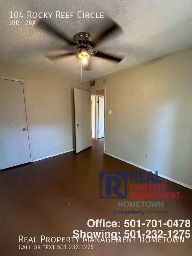 Building Photo - 104 Rockyreef Cir