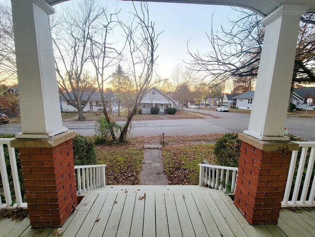 Building Photo - 1010 Burgess Ave