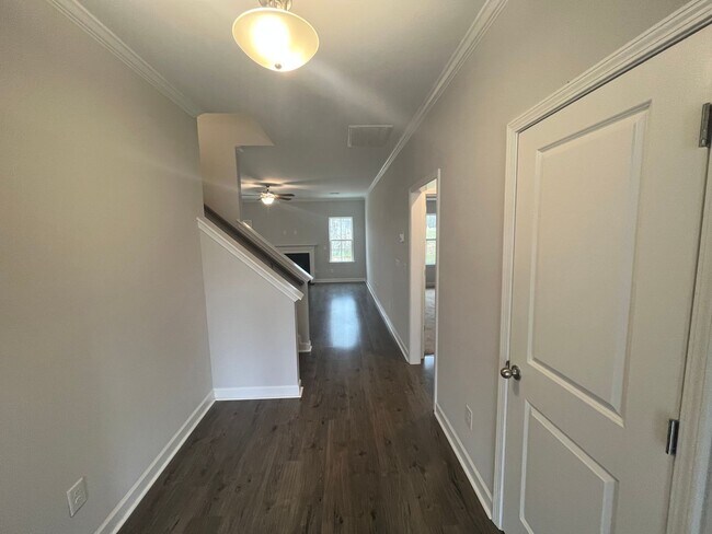 Building Photo - Breathtaking 4 Bedroom, 2 1/2 Bathroom House in Winston Salem, NC!