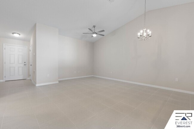 Building Photo - FULLY FENCED, LIKE NEW 3/2/1 TOWNHOUSE ON A CUL DE SAC IN BEAUTIFUL SEMINOLE WOODS