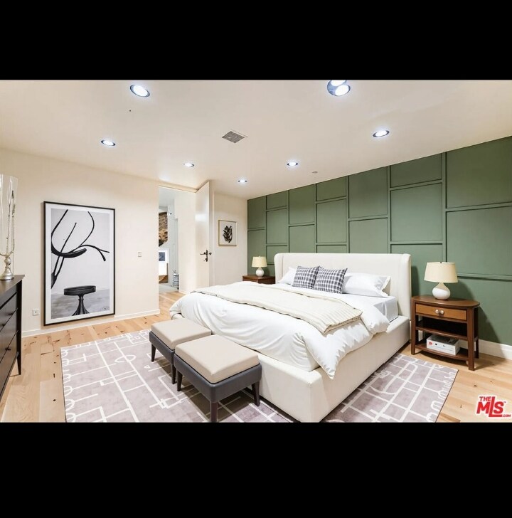 Building Photo - 1610 Viewmont Dr