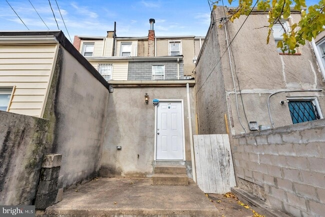 Building Photo - 1007 E Preston St