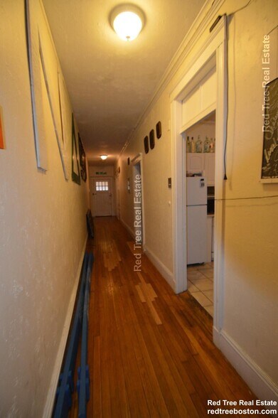 Building Photo - 74 Egmont St