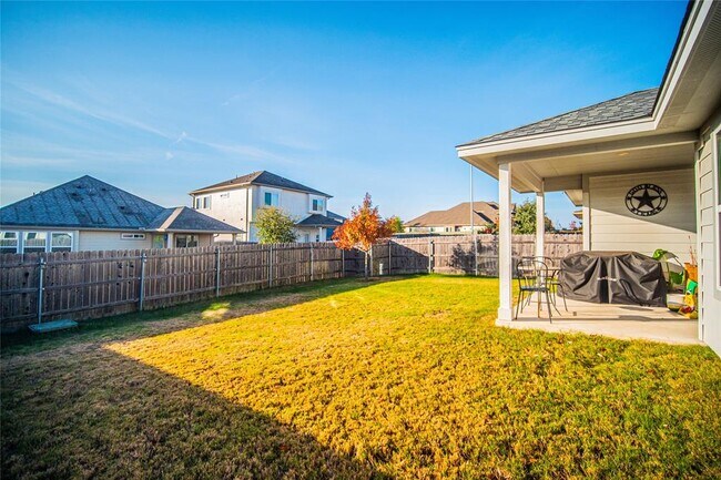 Building Photo - 9905 Comely Bnd